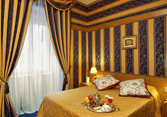 Double with one large or two separate beds, Hotel Andreotti, Rome